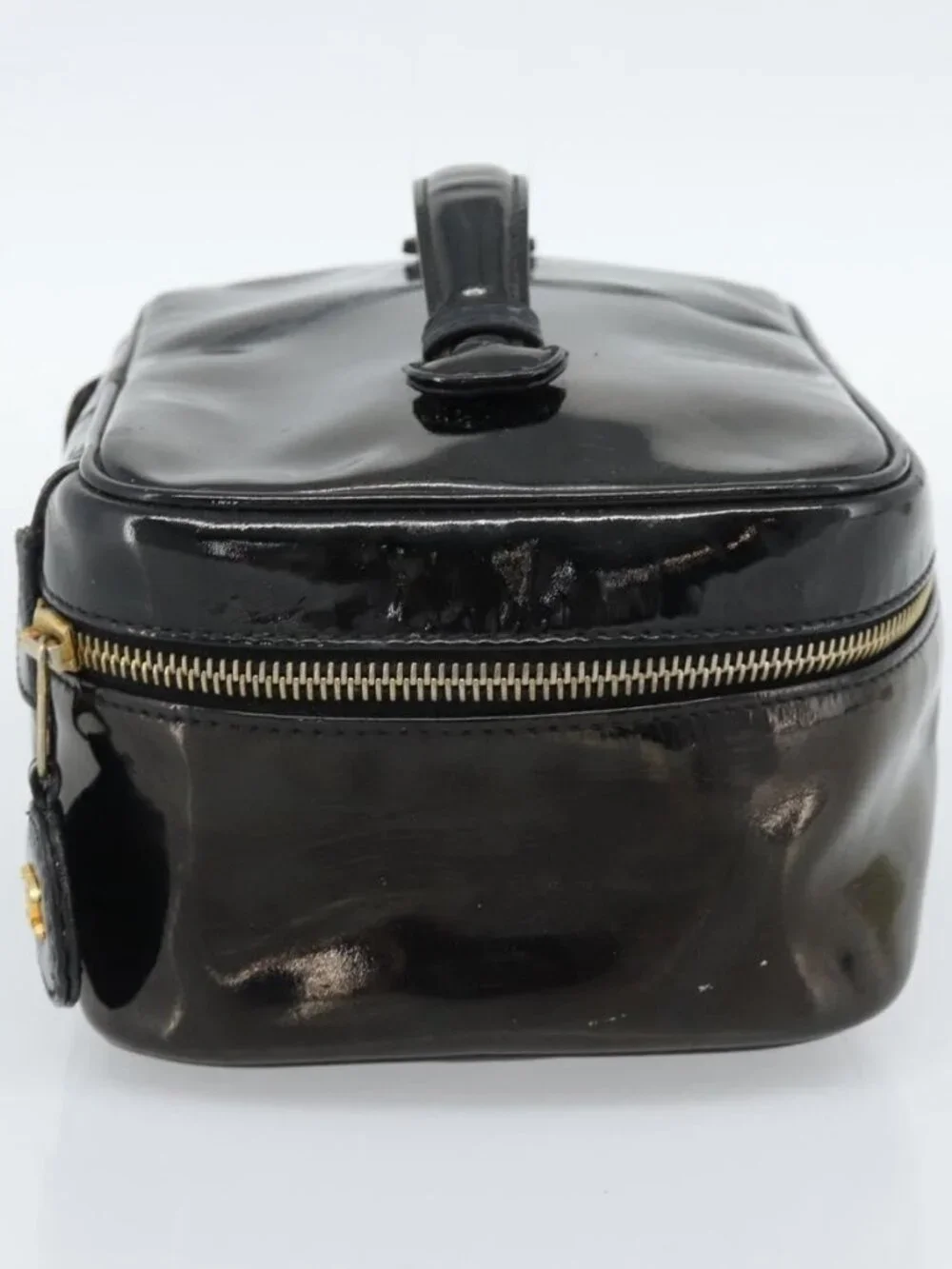 CHANEL Vanity Cosmetic Pouch Patent leather Black CC Auth bs15339